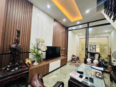Bán nhà  đại la 41/45m2. 6 tầng. mặt tiền 3.5m. giá 8.3 tỷ hai bà trưng hà nội 4