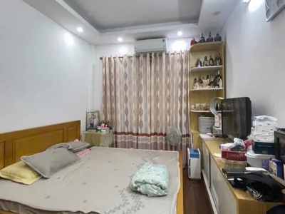 Bán nhà kim ngưu 45m2. 5 tầng, mặt tiền 3.3m. giá 8.7 tỷ hai bà trưng hà nội 4
