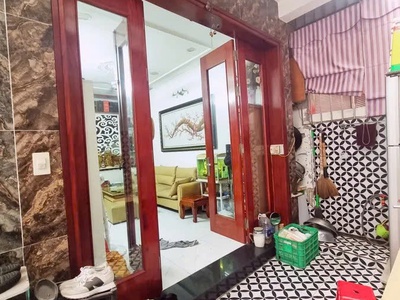 Bán nhà kim ngưu 45m2. 5 tầng, mặt tiền 3.3m. giá 8.7 tỷ hai bà trưng hà nội 0