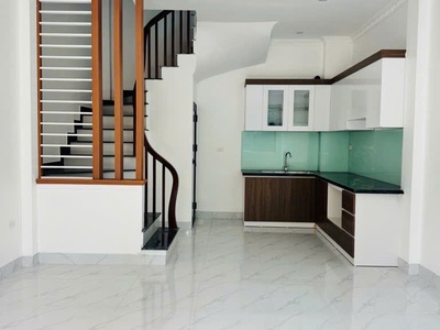 Nhà thụy phương   30m  x 5 tầng   gần chợ kẻ vẽ - ô tô đỗ cổng   chỉ 5,7 tỷ 0