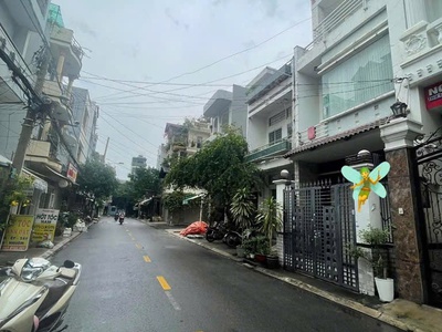 - giá mới 10.87 tỷ  khu vip tân sơn nhì - mặt tiền xịn 4 tầng kiên cố - 78m2 - ngang lớn gần 5m khá 0