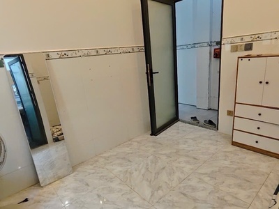 Chdv đường đoàn văn bơ- thông ra xóm chiếu, nguyền tất thành qua q7 chưa đến 5 phút. 3