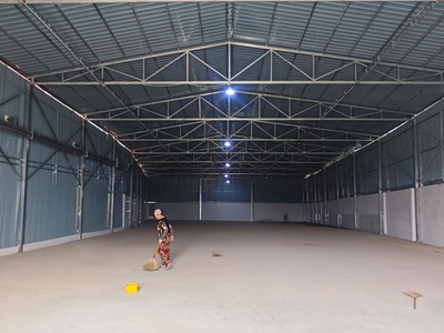 - cho thuê nhà xưởng gần kcn quế võ 1 - bắc ninh  diện tích: 1200m2 0