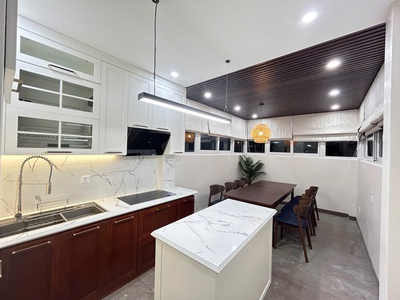 Bán nhà mặt phố Hoa Bằng - Cầu Giấy - Diện tích 62m2 - Giá bán 27 tỷ 5