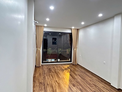 Bán nhà mặt phố Hoa Bằng - Cầu Giấy - Diện tích 62m2 - Giá bán 27 tỷ 2
