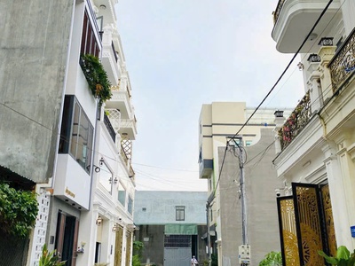 Bán lô đất ngay ngã tư tân phong, siêu thị go, đường nhựa 6m chỉ 3,2 tỷ 2