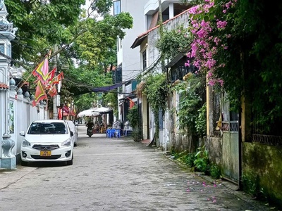  bán nhà ngọc thụy-long biên-biệt thự nhà vườn ngọc thụy   view sông   ô tô đỗ cửa   đang cho 2