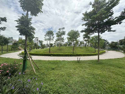  bán lô đất siêu đẹp ngọc thụy   view công viên   ô tô tránh   đã có gpxd   ngọc thụy   dt 1