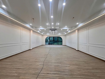  bán nhà ngọc thụy-long biên-phân lô bộ công an   mặt phố 25m   7 tầng thang máy   kinh doanh 2
