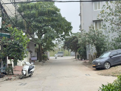  bán nhà ngọc thụy -long biên ô tô tránh   mặt tiền khủng 9.6m   thông công viên   sát tđc ngọc 1
