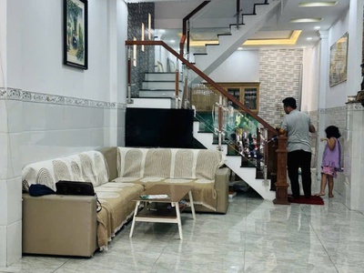 Bán gấp nhà  phạm đăng giảng ngay chợ gần tân phú hẻm 8m 67m2 -4 tầng 6 tỷ 990 2