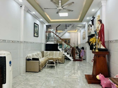 Bán gấp nhà  phạm đăng giảng ngay chợ gần tân phú hẻm 8m 67m2 -4 tầng 6 tỷ 990 4