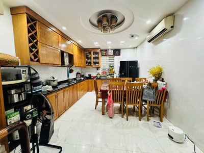 Bán gấp mặt ngõ 58m giá 11.8  tỷ ô tô kinh doanh tại văn quán hà đông. 0