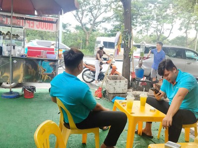 Chính chủ cần sang nhượng mặt bằng kinh doanh giải khát   mặt đường số 2a đại lộ thăng long 2