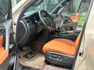 Bán Lexus LX570 Super Sport sản xuất 2018, màu vàng cát sa mạc. 7
