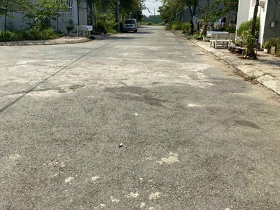 Biệt thự khu kiến thiết hiệp phú DT 179m, 2 tầng khu vip 18