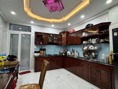 Cần bán nhà, DT  4,2 x 16,5 , 4 lầu, đường Nguyễn Oanh, Gò Vấp, giá 6,2 tỷ. 0