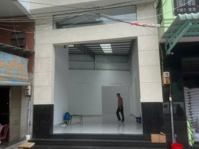 Chính chủ cần bán gấp nhà MT Trường Chinh P. Đông Hưng Thuận. 5