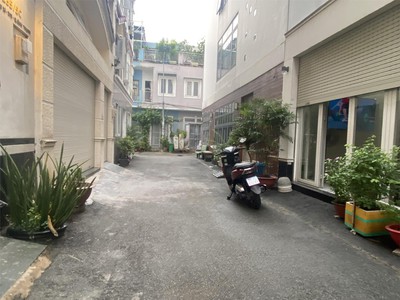 Bình thạnh - khu phân lô đồng bộ - hẻm xe hơi trải nhựa - ngang lớn thông thoáng - chính chủ tự xây 0