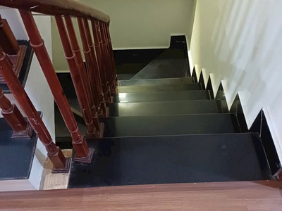 Bán nhà mặt tiền thuỵ khuê 45m 15 tỷ, dòng tiền 10-15 triệu 1 tháng 2