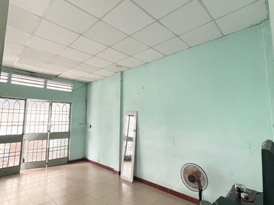 Chợ hoàng hoa thám   lô góc kinh doanh   2 tầng   thu nhập 400tr/năm   chỉ 12.x tỷ 2