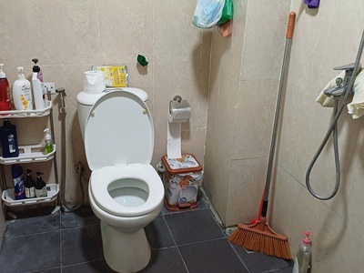 Bán nhà mặt tiền thuỵ khuê 45m 15 tỷ, dòng tiền 10-15 triệu 1 tháng 4