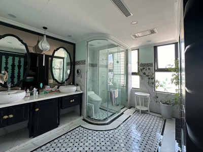 Duplex siêu vip bonanza 23 duy tân 300m2, nội thất cực đỉnh, 25 tỷ 0