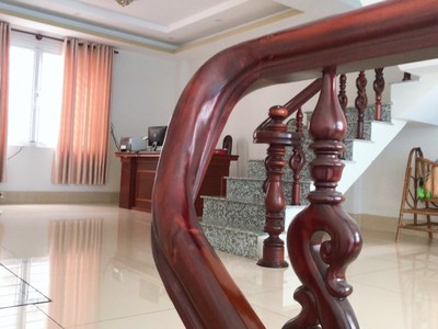 Bán nhà đường số 9, phường hiệp bình chánh, thủ đức. 90m2, 4 tầng, 4pn, sh. giá 10.3 tỷ. lh: 1