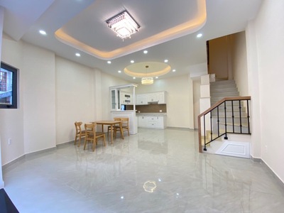 Bán nhà phan văn trị hxh dt 40m2 giá 7 tỷ 2