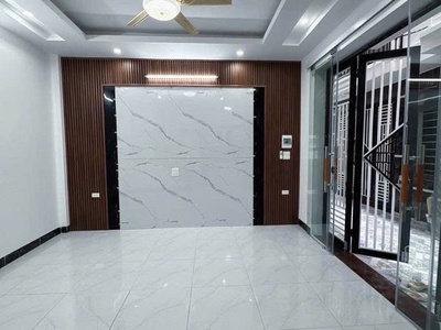Bán nhà phân lô phạm văn đồng 50m  x 7 tầng thang máy mt 5m   giá 12.5 tỷ, lô góc, ô tô vào nhà 0