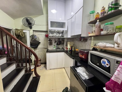 Chính chủ cần bán gấp, 48m2, giái 10.7 tỷ ô tô đỗ cưa, tại văn phú hà đông, hà nội 2