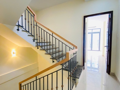 4 x 18 - mt hẻm 10m - kinh doanh đa ngành nghề - lê quang định - hẻm thông đường xe tải - 4 tầng 3