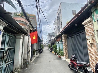 Nhà c4 hxh thông lê văn thọ, gần cv làng hoa 120m2  5x24 , xây siêu phẩm, chdv, công ty 0