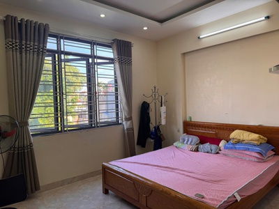 BÁN NHÀ 4 TẦNG ĐỘC LẬP   Ô TÔ Đỗ cửa đương Tiền Phong 3
