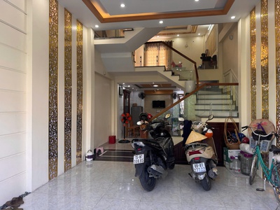BÁN NHÀ 4 TẦNG ĐỘC LẬP   Ô TÔ Đỗ cửa đương Tiền Phong 12