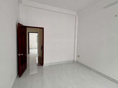 Nhà q7 - 3 tầng btct -  56m2 - nhỉnh 5 tỷ 0