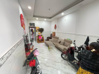 Trung tâm q.7   nhà 85m    hẻm 3m   cách oto tránh 30m   ngay chợ bùi văn ba   giá chỉ 6.5 tỷ 1