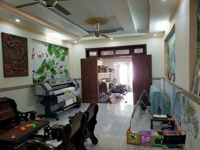 Bán nhà diện tích hiếm 5x24m, 3 tầng, tường 20cm, hxh 8m thông hà huy giáp 2