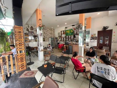 Bình tân , nhanh còn   quán cafe góc 2 mt đẹp lắm , dt : 10m x 9m, mb thuê rẻ chỉ 12 tr / 2