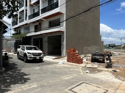 Đất đẹp khu cao tầng ngay tx25, vị trí đẹp, đất vuông vức, xây dựng tự do 0