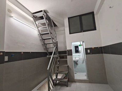 Nhà hẻm 1 xẹt gò dầu, 3 tầng btct   shr hoàn công đủ, chỉ 2.2 tỷ 2