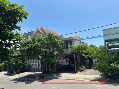 Bán lô biệt thự đường 5m5 bàu mạc 3, dt 148,5m2   cách biển 200m, liên chiểu   chỉ 6.35 tỷ 0