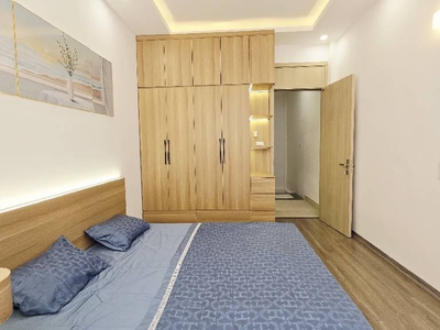 Nhà dân xây 5 tầng full - có hoàn công - gần phố - ngõ rộng thoáng - nội thất sang xịn   chủ tặng 3