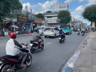 Bán nhà mặt tiền chính chủ 146 trường chinh, dt 5 x 18m, 4 tầng, ngã tư bảy hiền. tân bình 2
