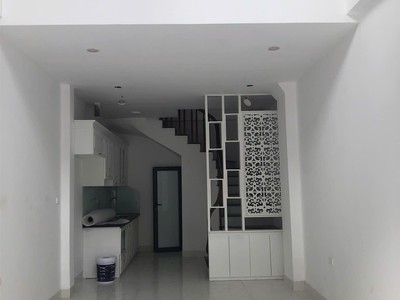 Bán nhanh nhà phúc lợi-5 tầng mới- ngõ thông- ô tô- kinh doanh. giá 6,8 tỷ  có tl nhẹ 1