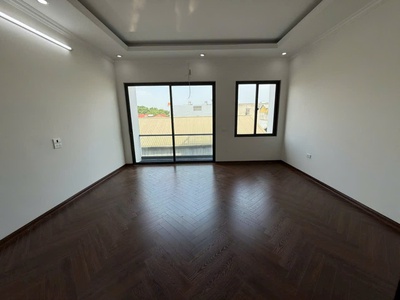 Bán nhà 6 tầng thang máy phố vũ đức thận, long biên, cách mặt phố 50m, 8.3 tỷ 1