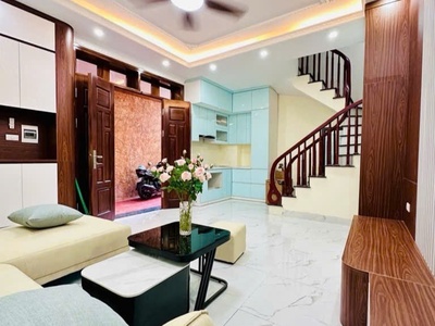 Nhà đẹp bắc từ liêm 36.2m2-5 tầng, ngõ nông, ô tô, ở ngay, giá 5.68 tỷ 1