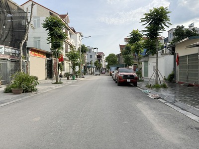 Bán nhanh 114m2 nhà cấp 4 mặt Đê Vàng Phúc Lợi   Đường 13m, vuông đẹp, kinh doanh đa năng 2