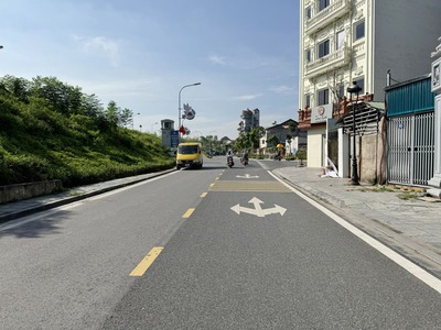 Bán nhanh 114m2 nhà cấp 4 mặt Đê Vàng Phúc Lợi   Đường 13m, vuông đẹp, kinh doanh đa năng 3