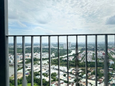 Căn 2 ngủ 75m2 full nội thất, tầng cao view đẹp tại Lavida Plus 0